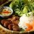 Bun cha (la brochette de porc grillé) dans le top des 10 meilleurs plat de rue au monde